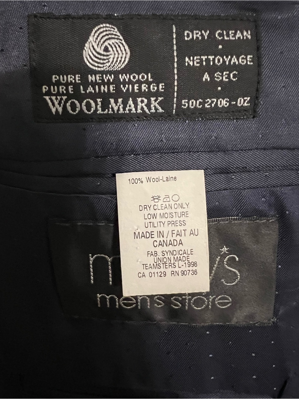 Calvin Klein Dark Gray Pinstriped 100% Wool Suit (38S / 32x30) - Picture 4 of 8